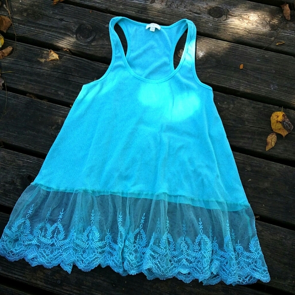 Umgee - Picture 8 of 10